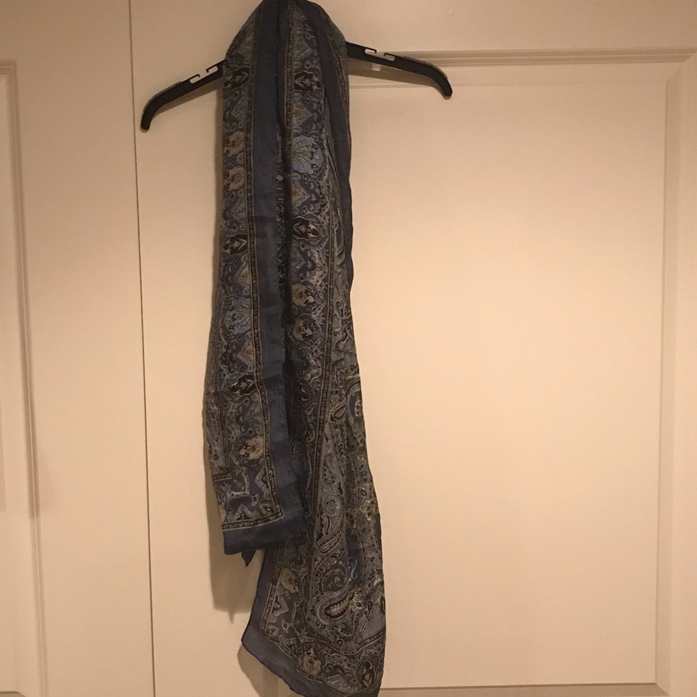 Paisley scarf